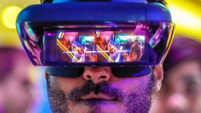 Smart Glasses In Next Decade - Infomance 1 Smart Glasses In Next Decade