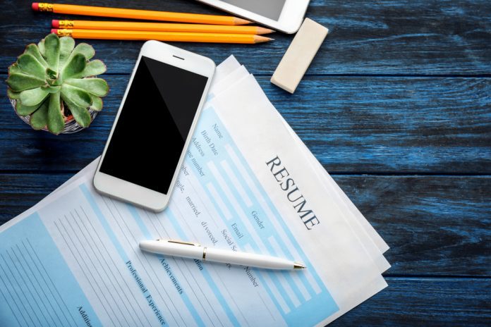 Things Recruiters Look For - Infomance 4 Things Recruiters Look For
