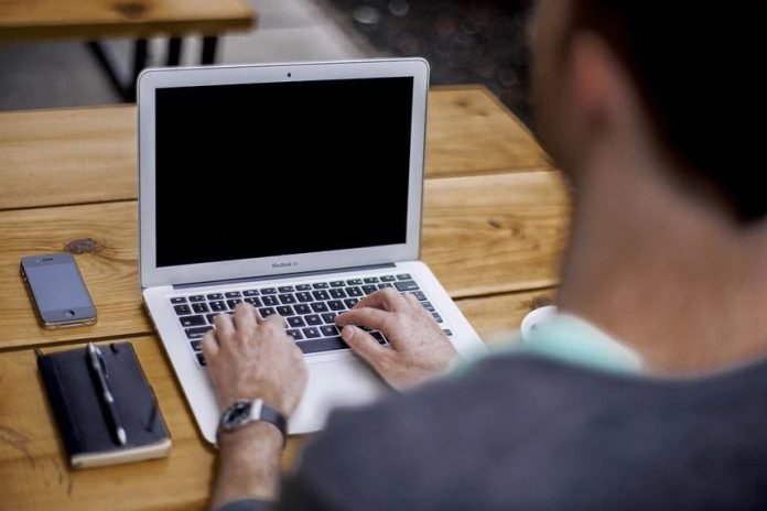 deleting your personal information online