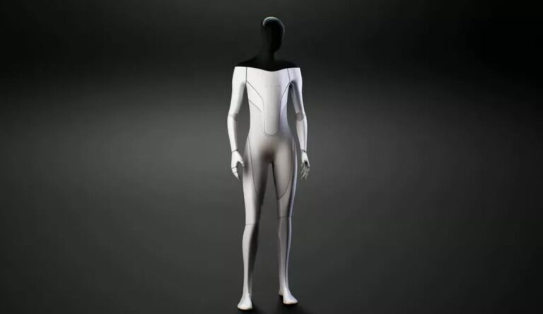 Elon Musk announces that Tesla is working on an AI-powered humanoid robot.