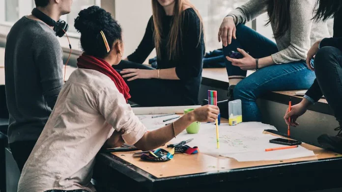 Top websites to find high paying internships for students-infomance