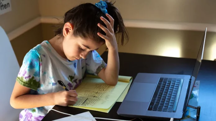 Why It's Harder for Brain to Work When You're Tired-infomance