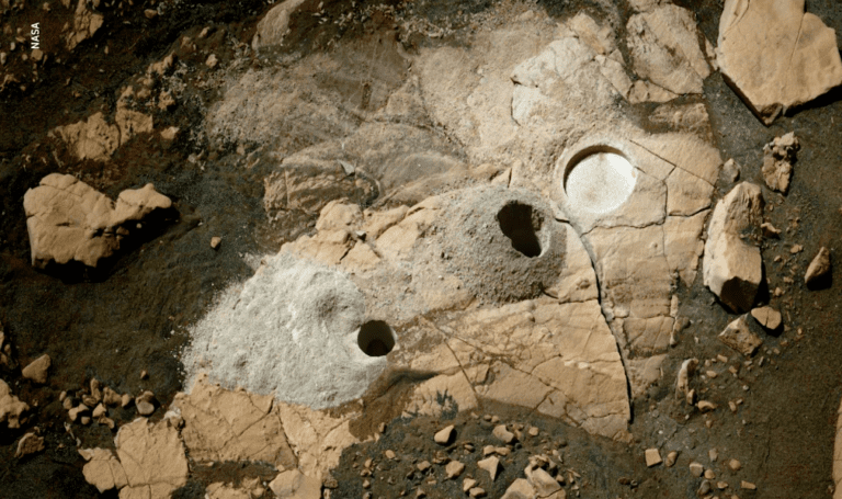 Rock samples from Jezero crater collected by NASA show the presence of organic molecules