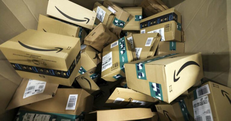 Amazon stocks take a tumble amidst slow-moving holiday sales
