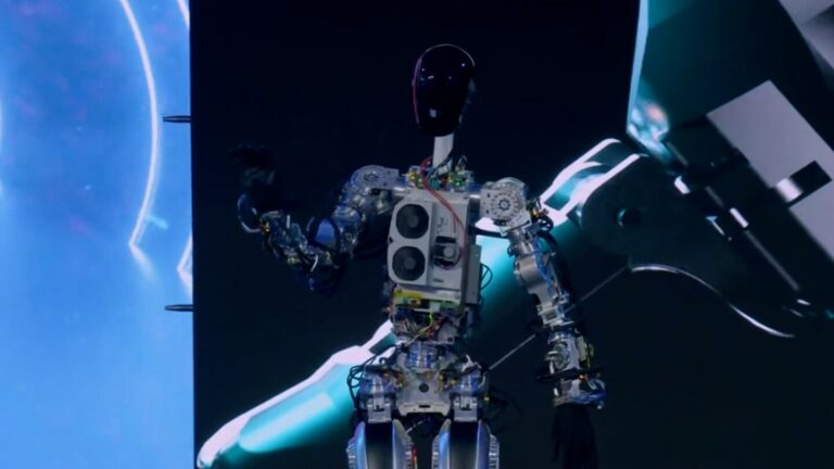 Elon Musk unveils prototype of Optimus robot at the Tesla AI Day