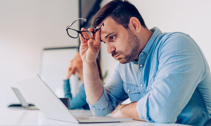 How to cope and move on after losing your job-infomance